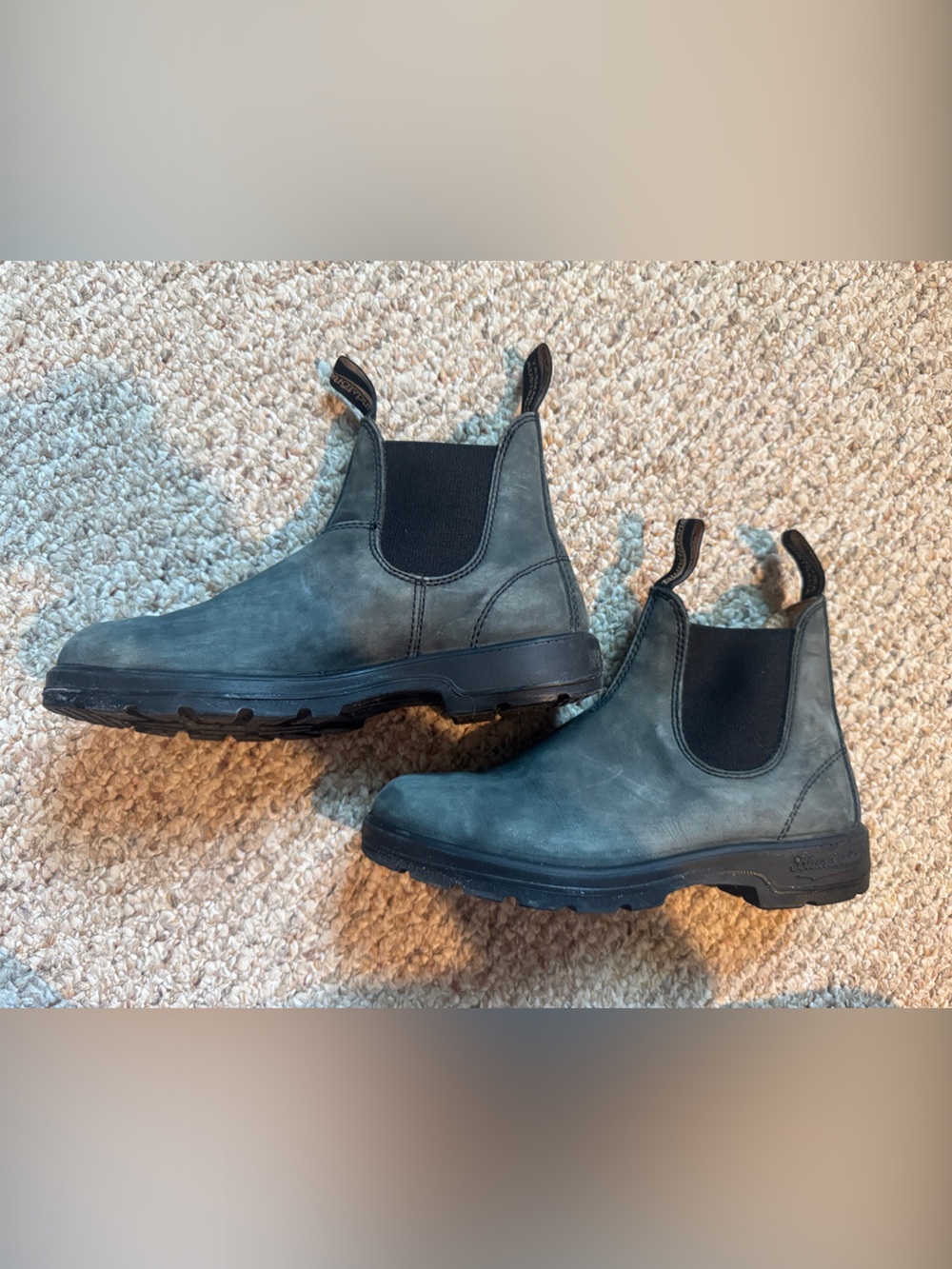 Blundstone size 5 (women’s 6.5)